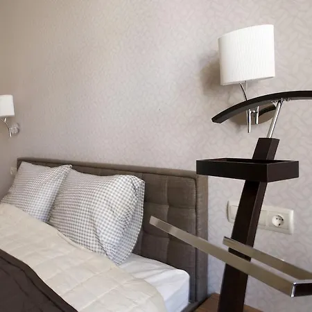 إن إن أبارتمان *